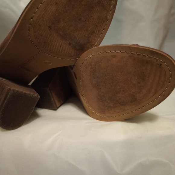 Vince Camuto Open Toe Bootie Nubuck Leather 9 - Picture 5 of 8